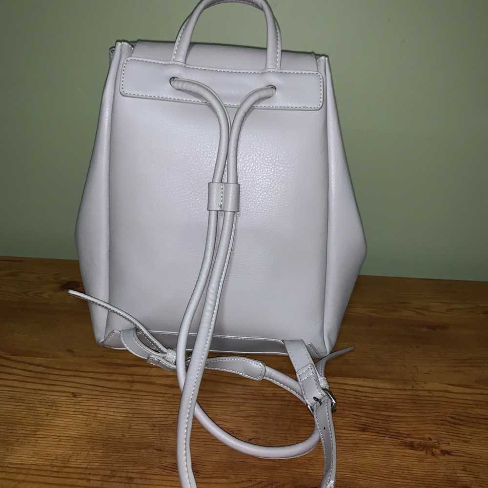 Zara Backpack - Picture 3 of 4